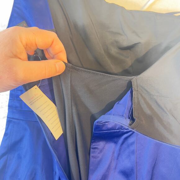 Shape FX Above the Knee Dress Woman Size 4 Royal Blue Ulimate Control Lining - Picture 16 of 16